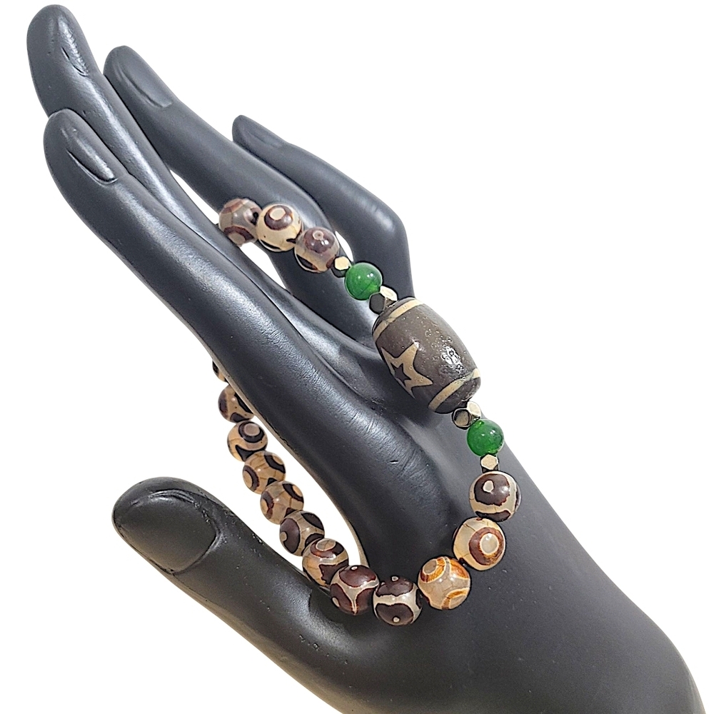 Hand Crafted Dzi Bead Bracelet Amulet Sun Moon Stars Design 3 Eyed Dzi Jade